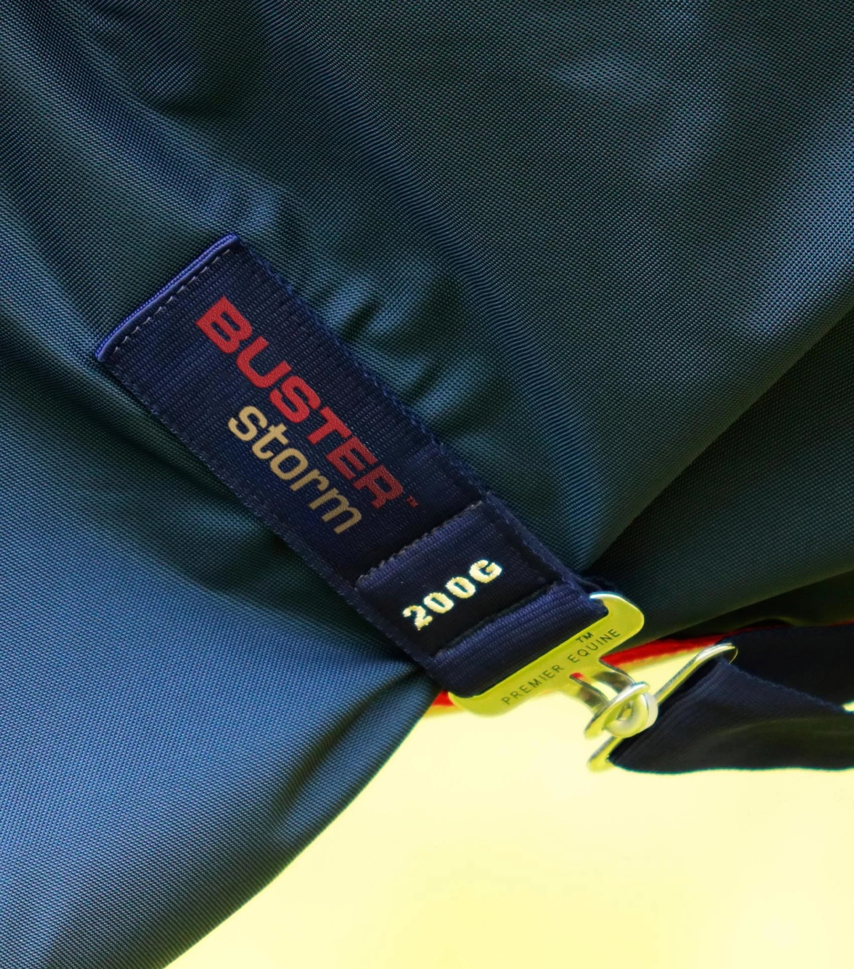 Hobuse õuetekk Buster Storm 200g